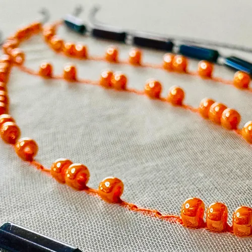 Atelier broderie de perles au crochet de Luneville